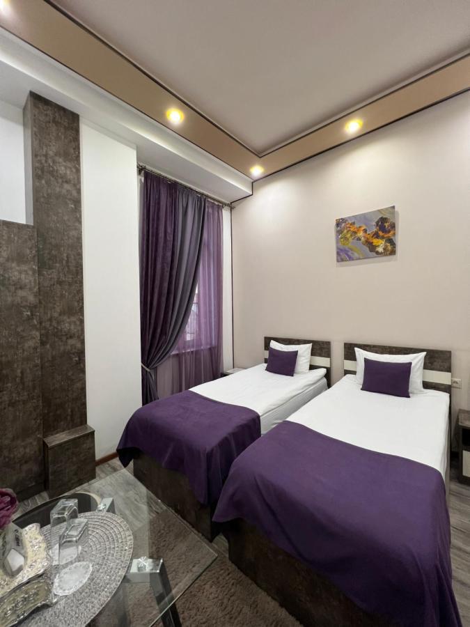 Hotel Fleur Erivan Exterior foto